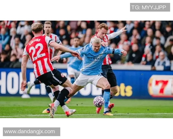 曼城2-0布伦特福德，进英联杯四强，赛后评分：曼城10号榜首